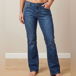 d.jeans Mid-Rise Bootcut Jeans Medium Wash Stretch Denim LIKE NEW Indigo Size 12